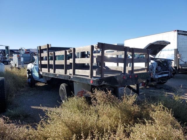 CHEVROLET SILVERADO 2004 white  diesel 1GBJC34244E357042 photo #3