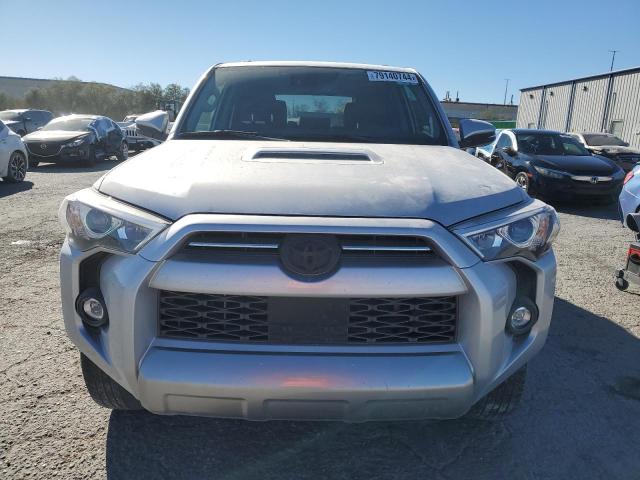 VIN JTERU5JR7P6179548 2023 Toyota 4runner, SE no.5