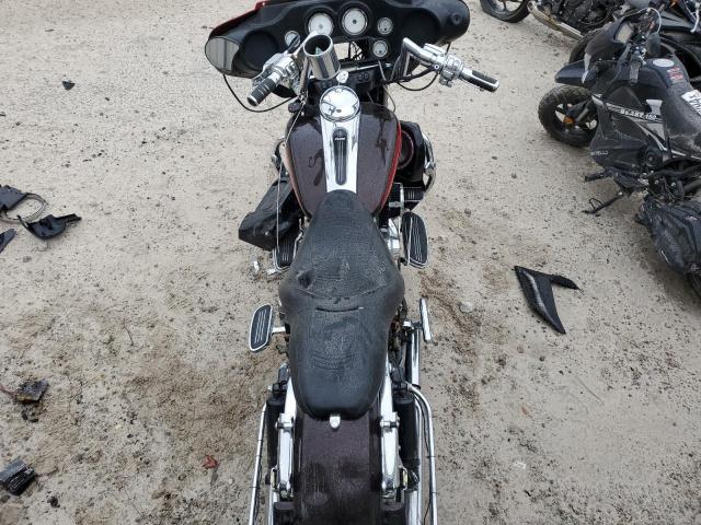 2010 HARLEY-DAVIDSON FLHX - 1HD1KB416AB625875