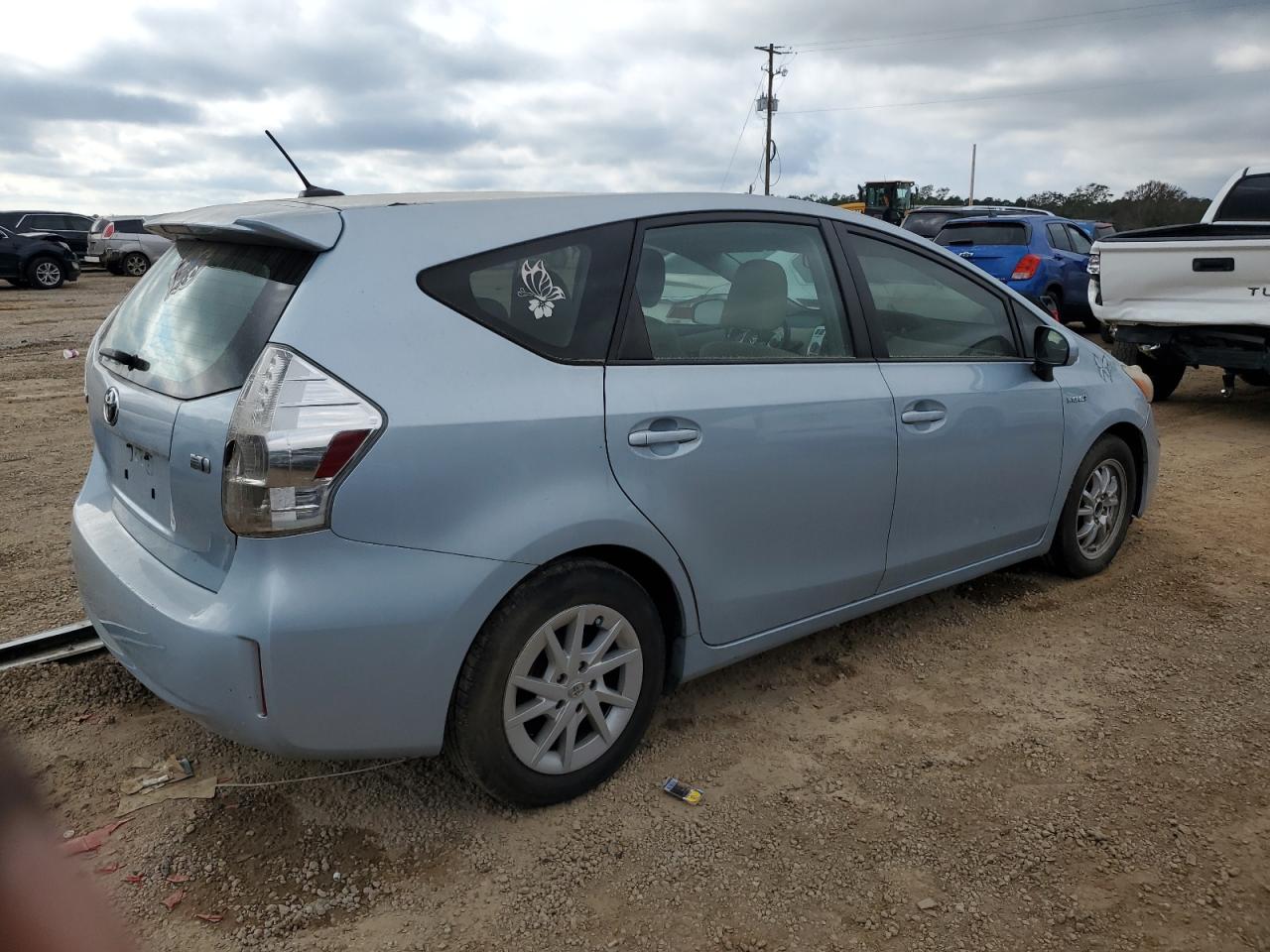 Lot #3033365803 2012 TOYOTA PRIUS V