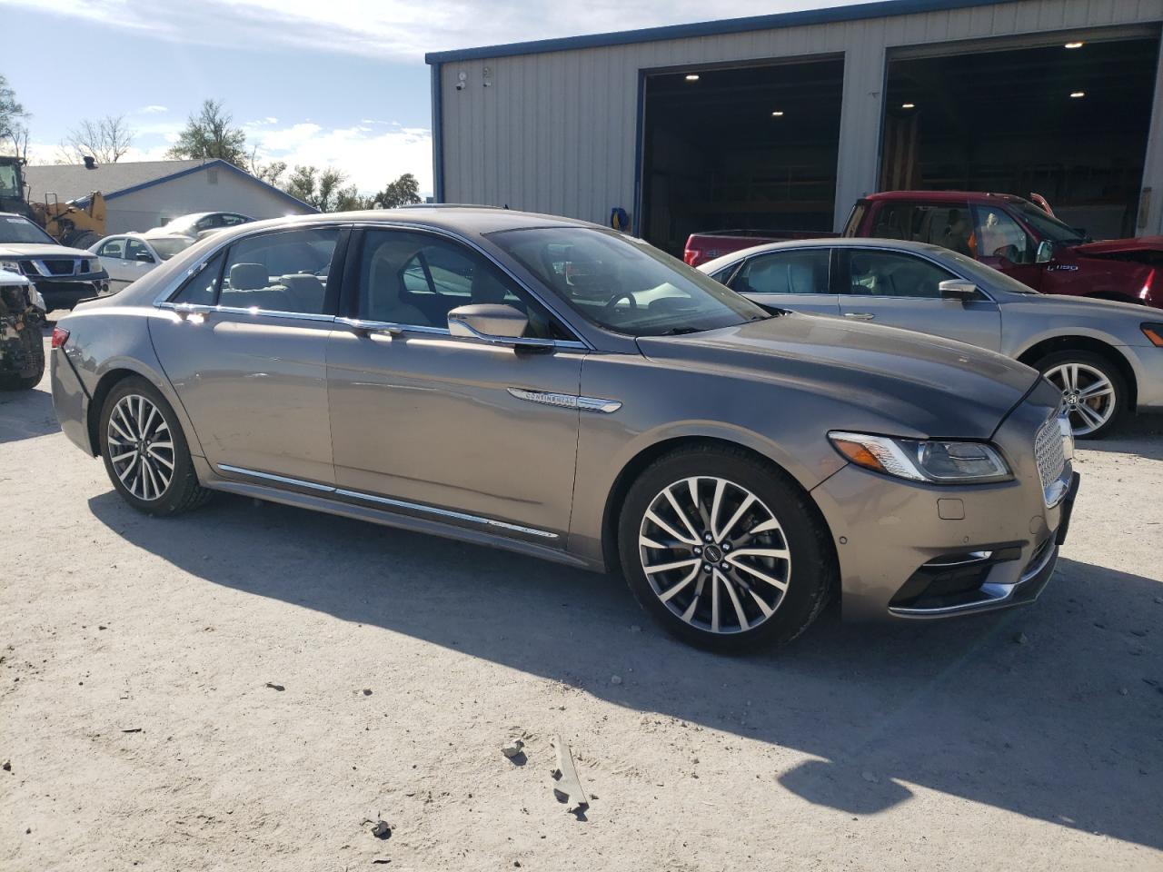 Lot #3026043958 2018 LINCOLN CONTINENTA