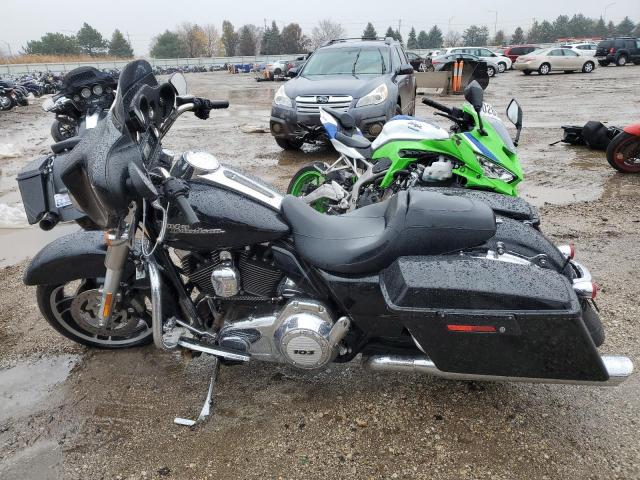 2011 HARLEY-DAVIDSON FLHX - 1HD1KBM1XBB668536