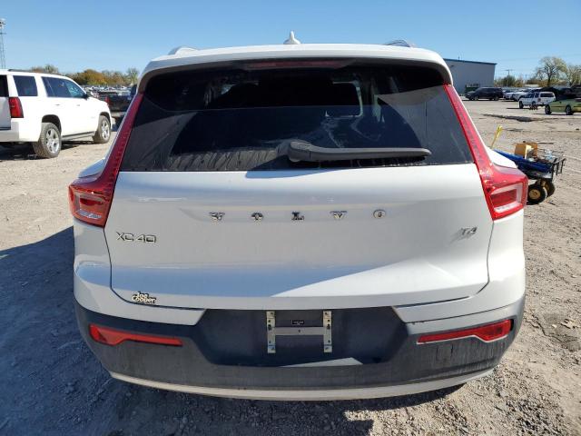 2020 VOLVO XC40 T4 MO YV4AC2HK4L2278385