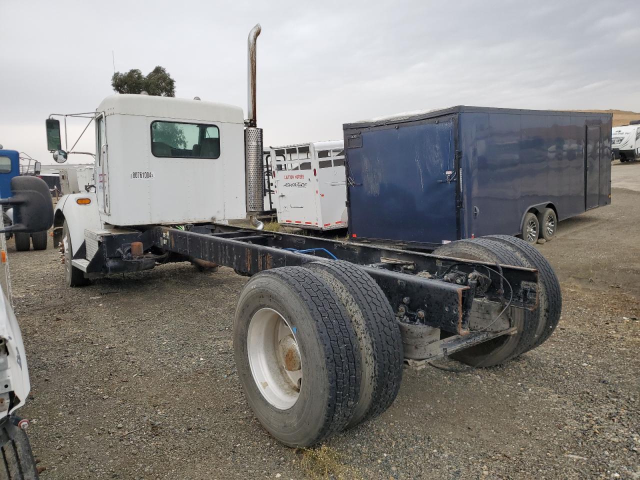 Lot #2978710945 2006 KENWORTH CONSTRUCTI