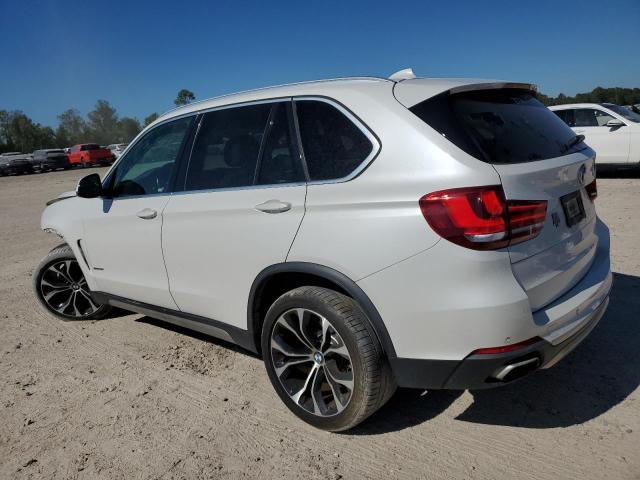 VIN 5UXKR2C57J0X08408 2018 BMW X5 no.2