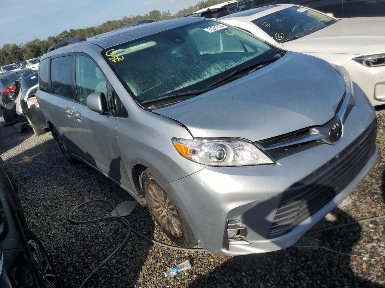 Lot #2993072496 2020 TOYOTA SIENNA XLE