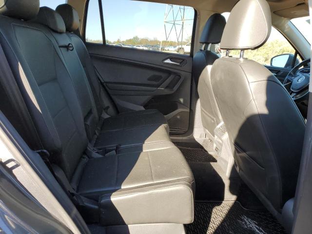 2018 VOLKSWAGEN TIGUAN SE - 3VV2B7AX0JM165991