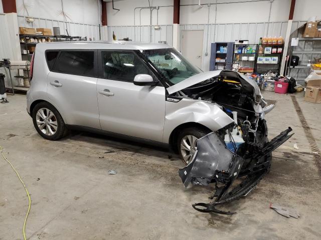 VIN KNDJP3A51G7853049 2016 KIA SOUL no.4