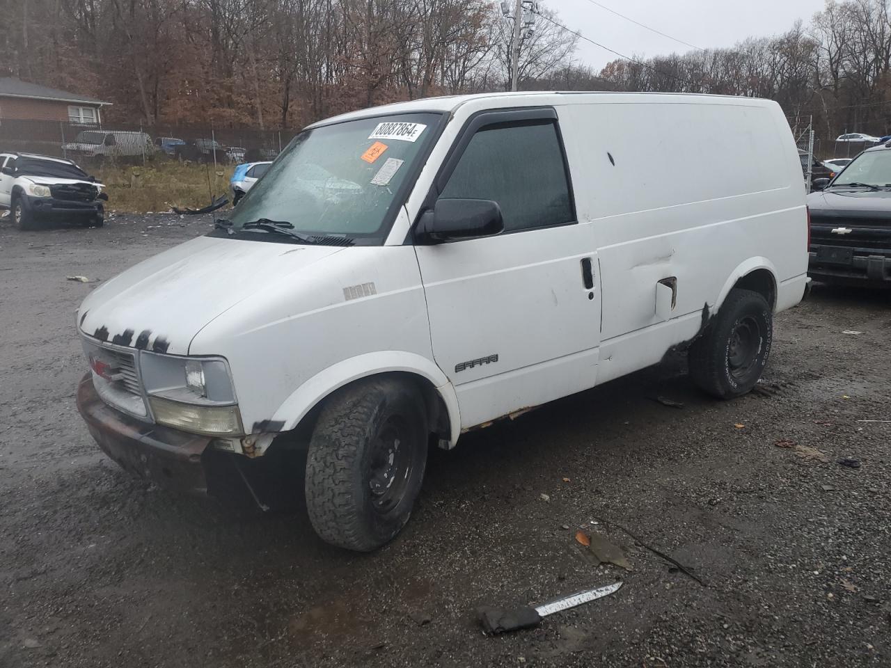 Lot #2996708918 1999 GMC SAFARI XT