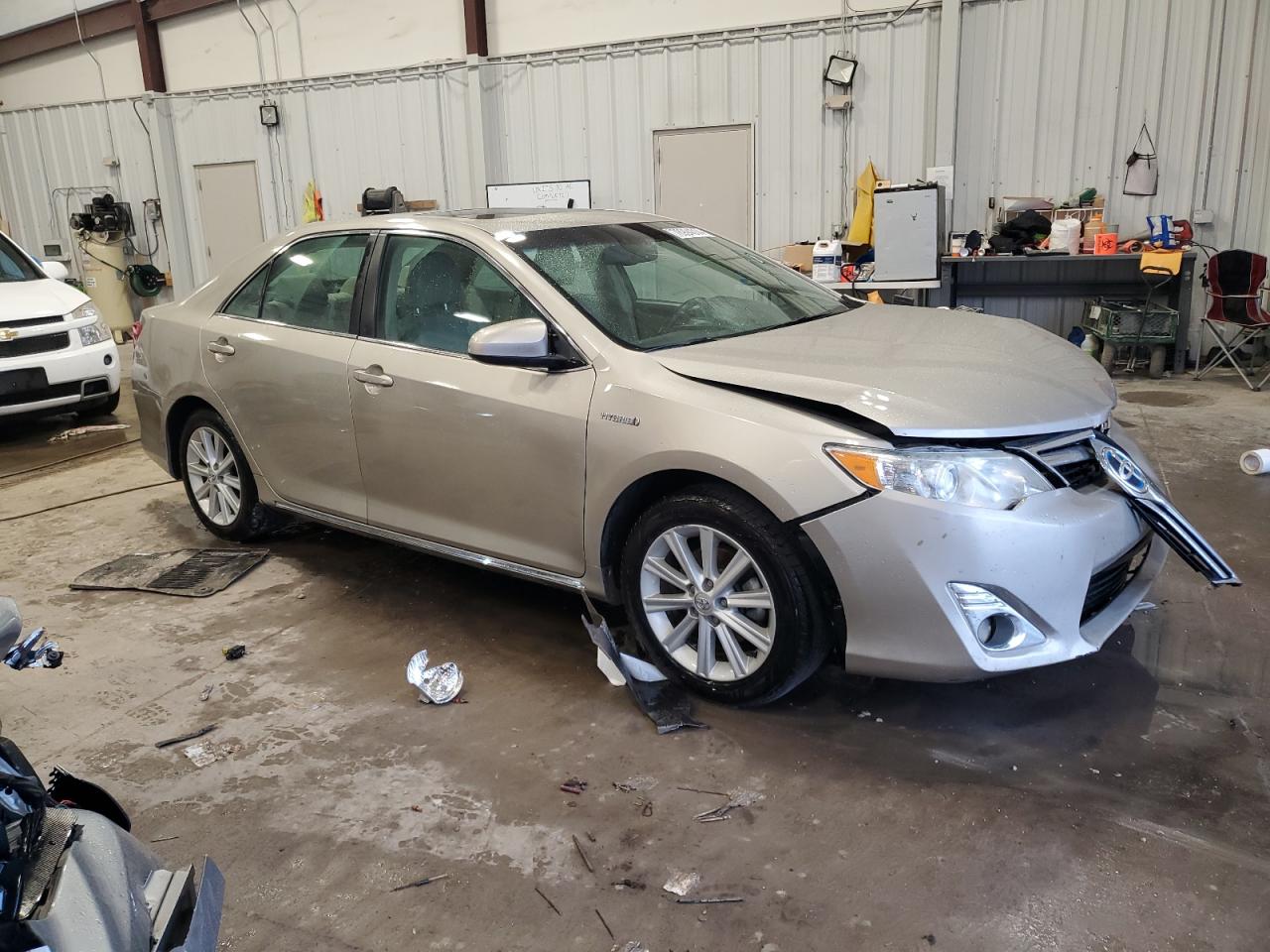 Lot #2962645874 2014 TOYOTA CAMRY HYBR