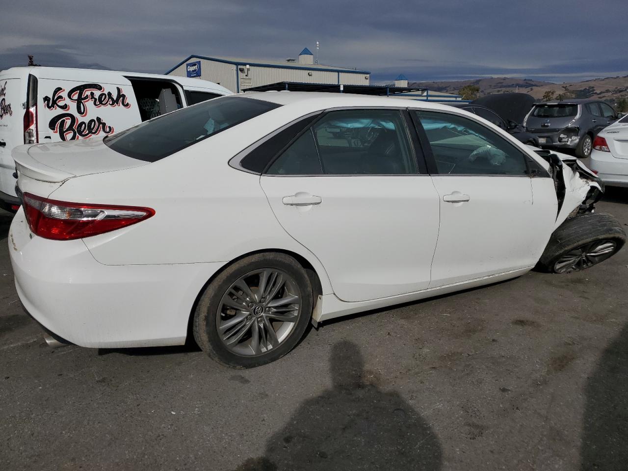 Lot #2991786302 2015 TOYOTA CAMRY LE