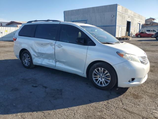 2016 TOYOTA SIENNA XLE - 5TDYK3DC7GS747105