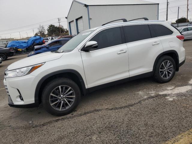 2019 TOYOTA HIGHLANDER - 5TDJZRFHXKS575248