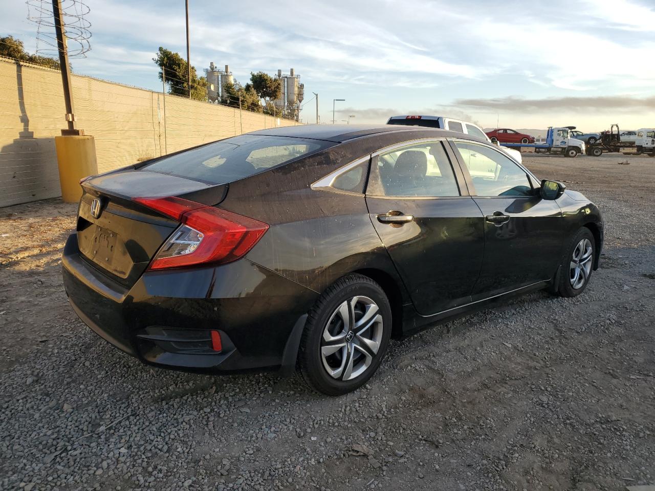 Lot #3033046009 2018 HONDA CIVIC LX