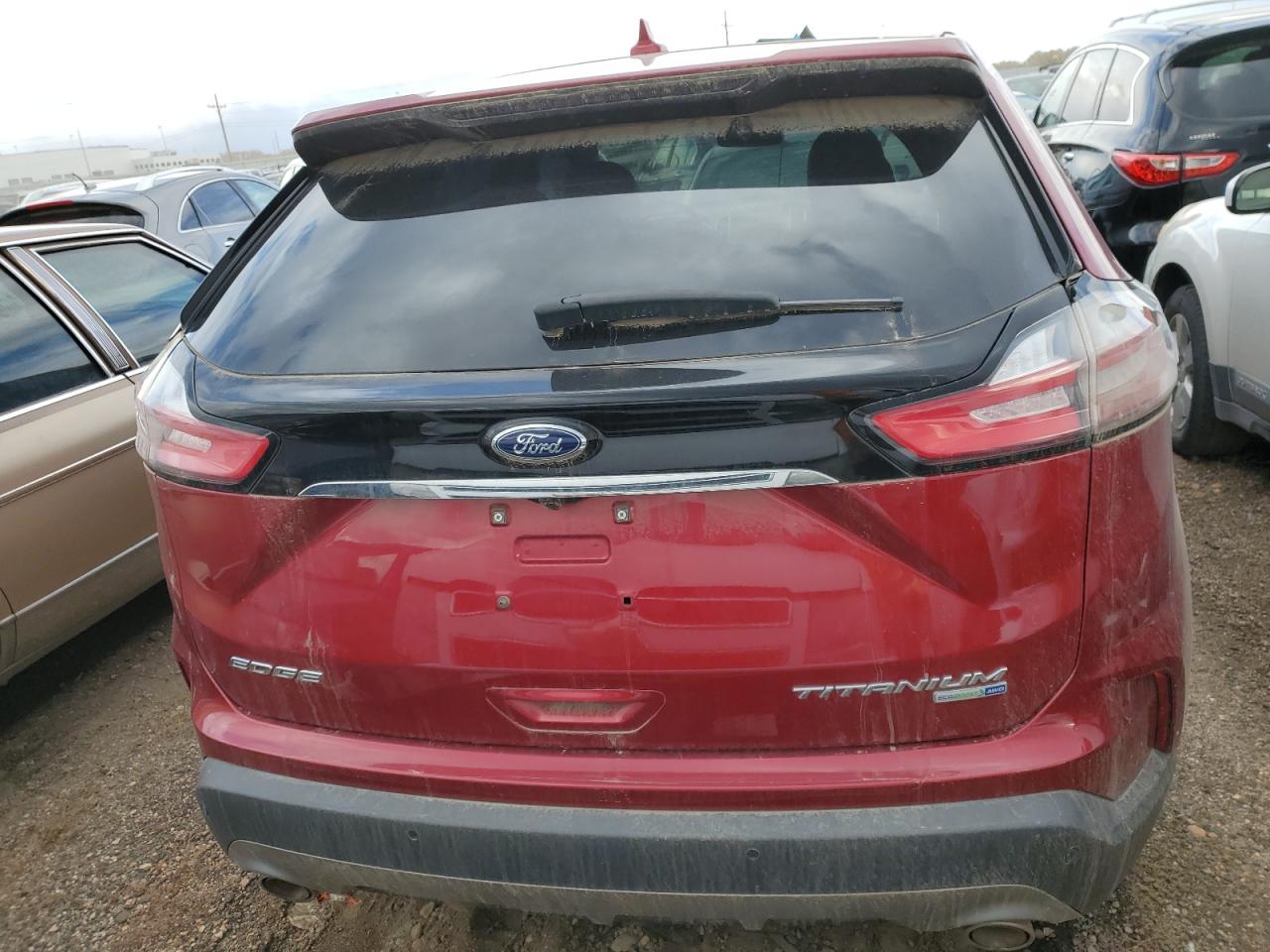 Lot #3021051218 2019 FORD EDGE TITAN