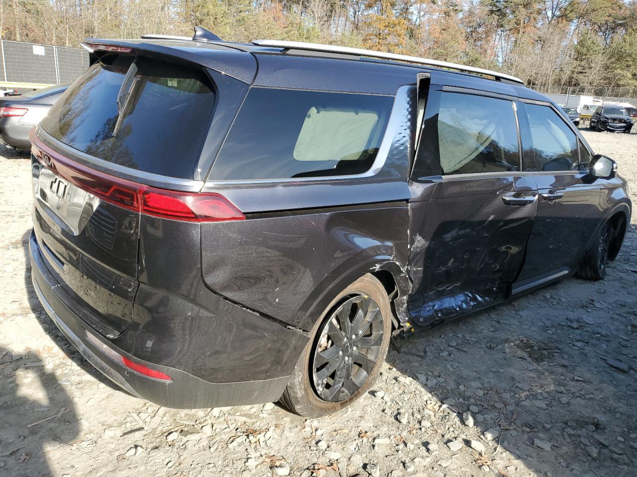 Lot #3029578068 2023 KIA CARNIVAL S