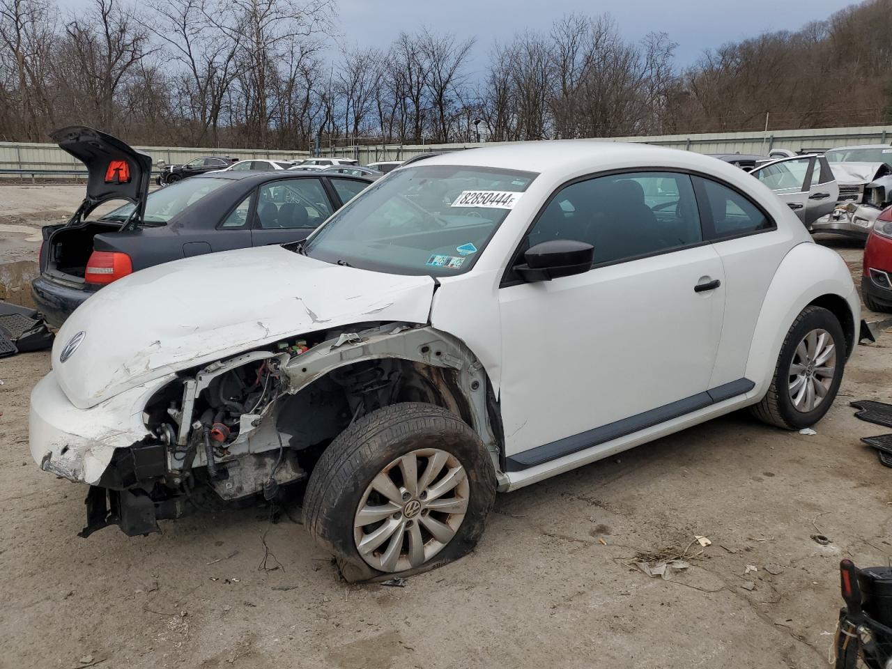 Lot #3030637097 2014 VOLKSWAGEN BEETLE