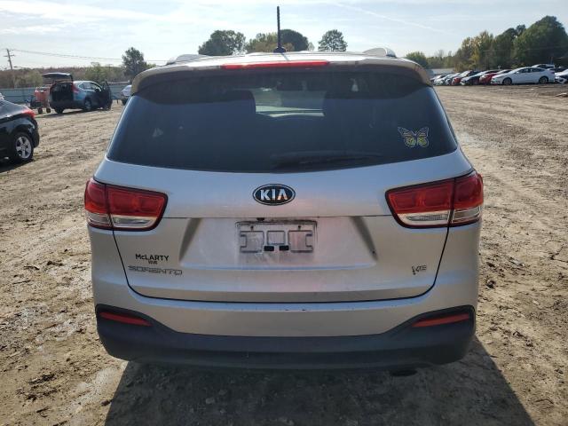 2016 KIA SORENTO LX - 5XYPG4A54GG122019