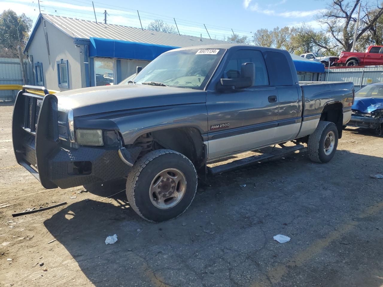 Lot #3004159991 2002 DODGE RAM 2500