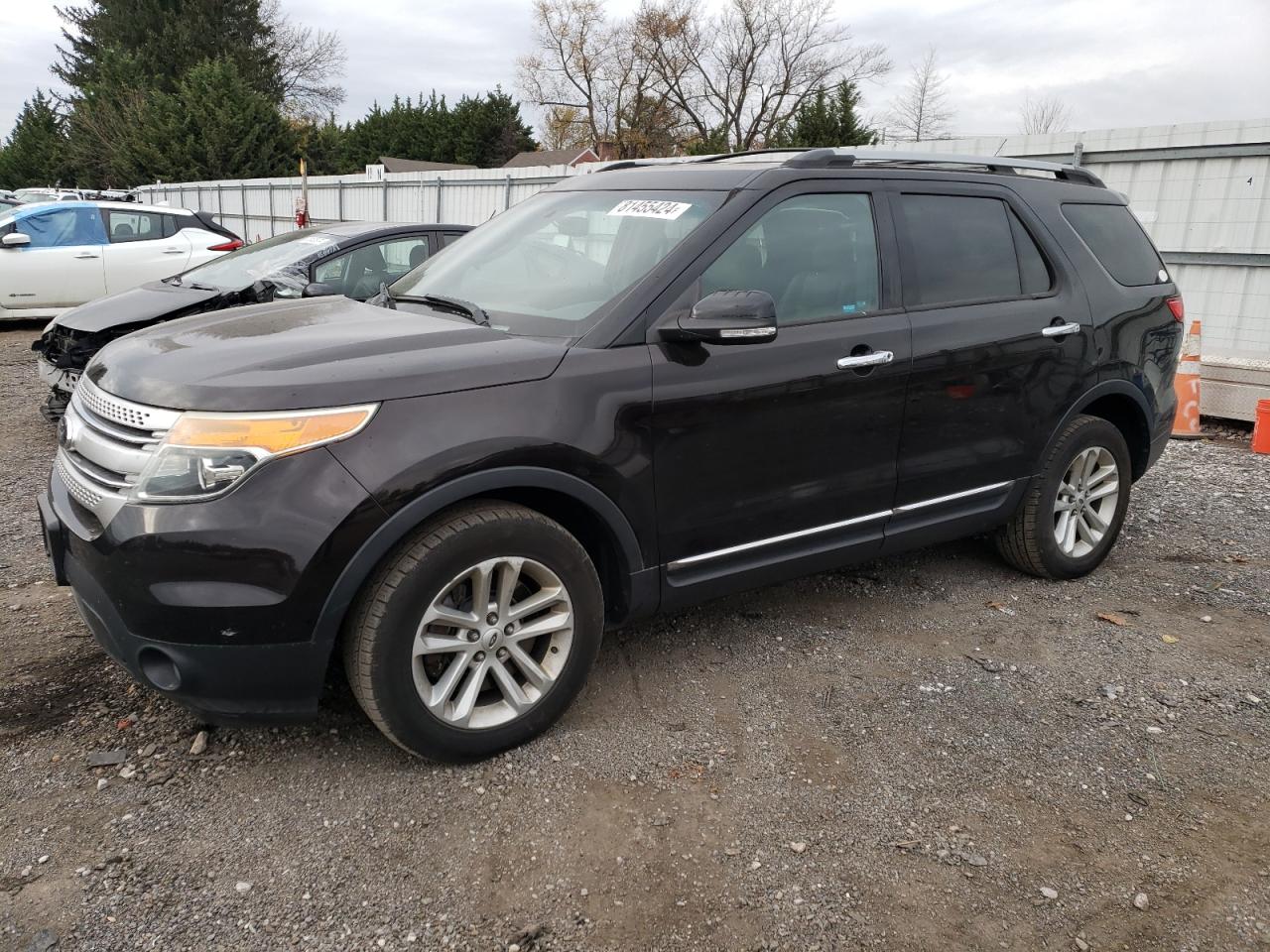  Salvage Ford Explorer