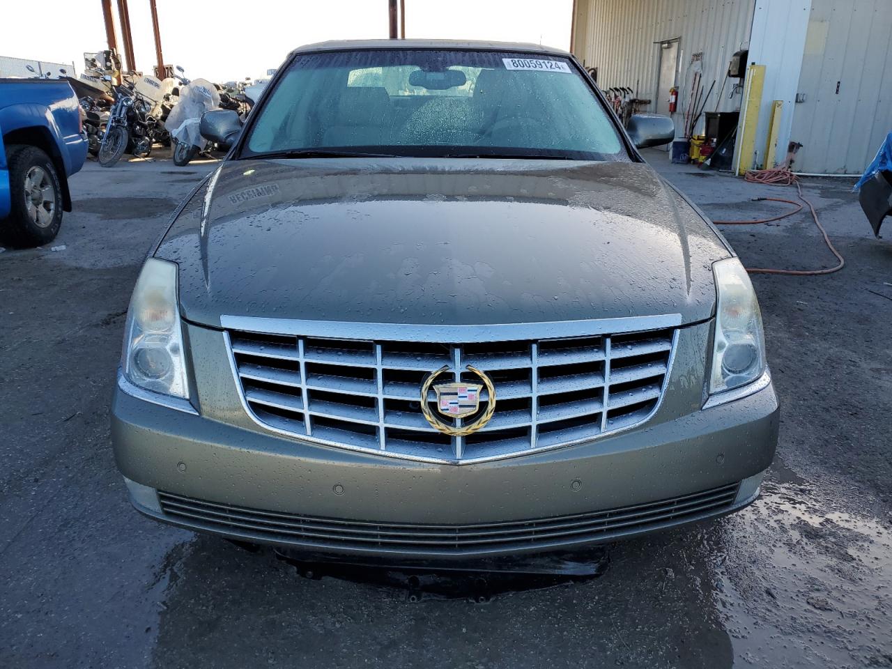 Lot #2972323667 2010 CADILLAC DTS LUXURY