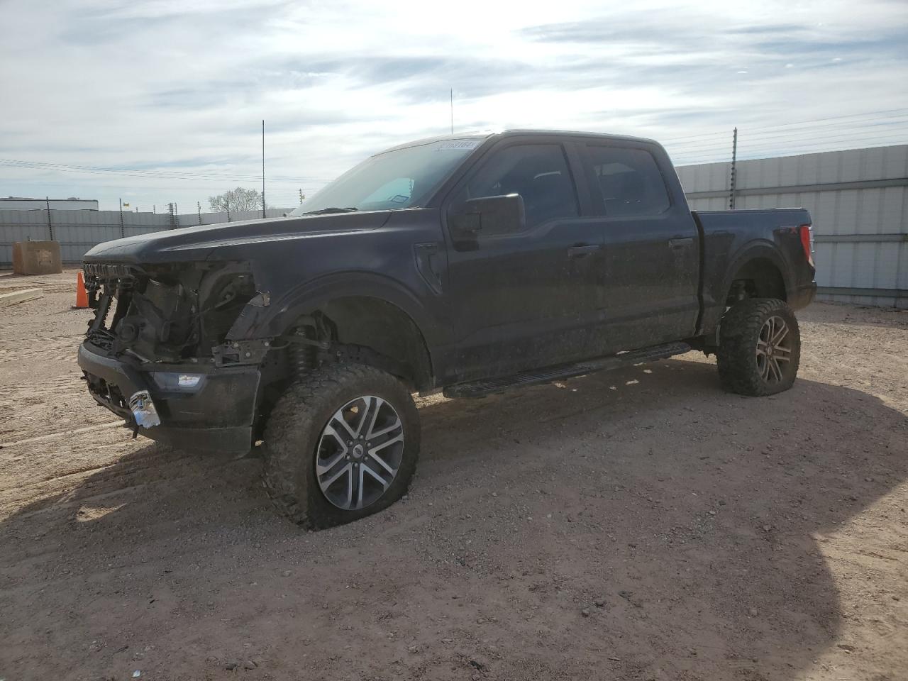 FORD F-150 SUPERCREW