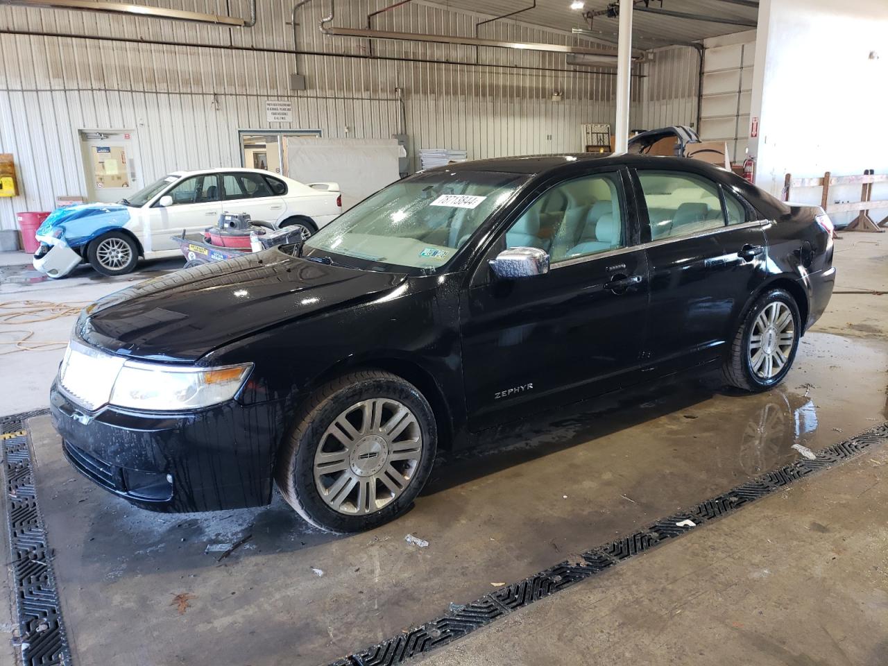 Lot #2977021644 2006 LINCOLN ZEPHYR