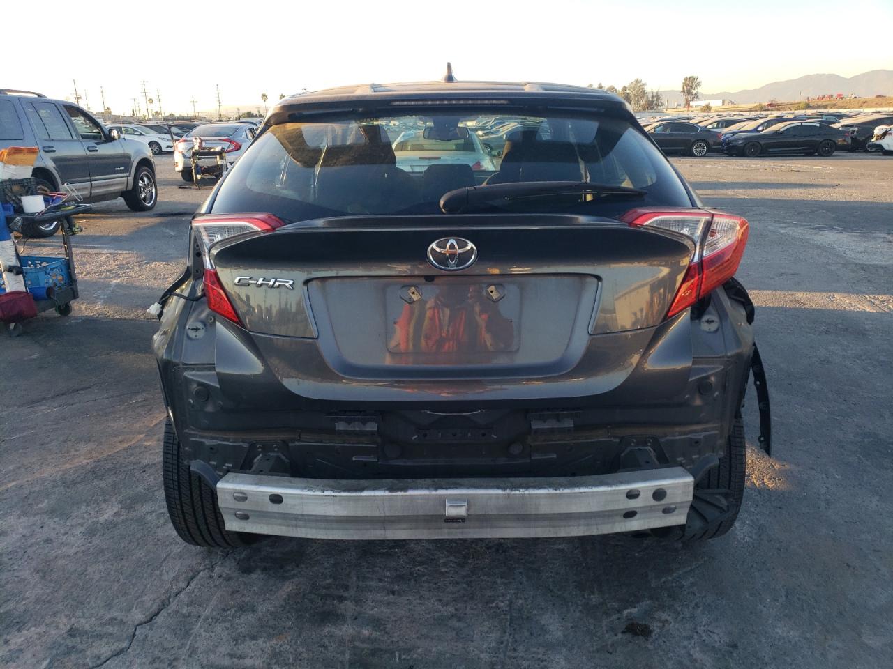 Lot #3025842331 2018 TOYOTA C-HR XLE