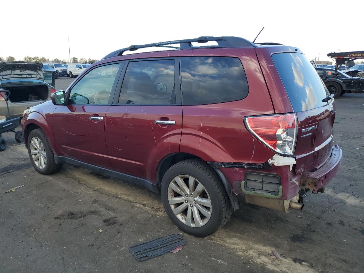 Lot #3021091208 2013 SUBARU FORESTER 2