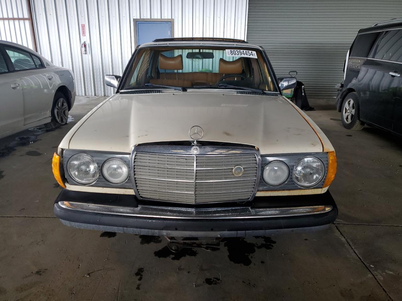 Lot #2987043747 1977 MERCEDES-BENZ 300-CLASS