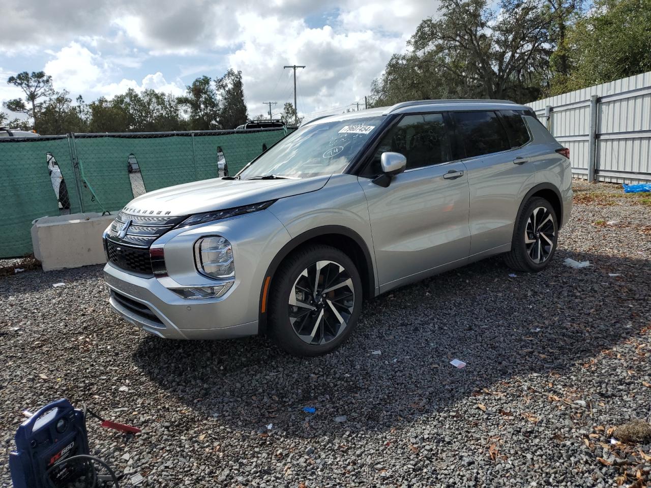 Lot #3033245808 2024 MITSUBISHI OUTLANDER