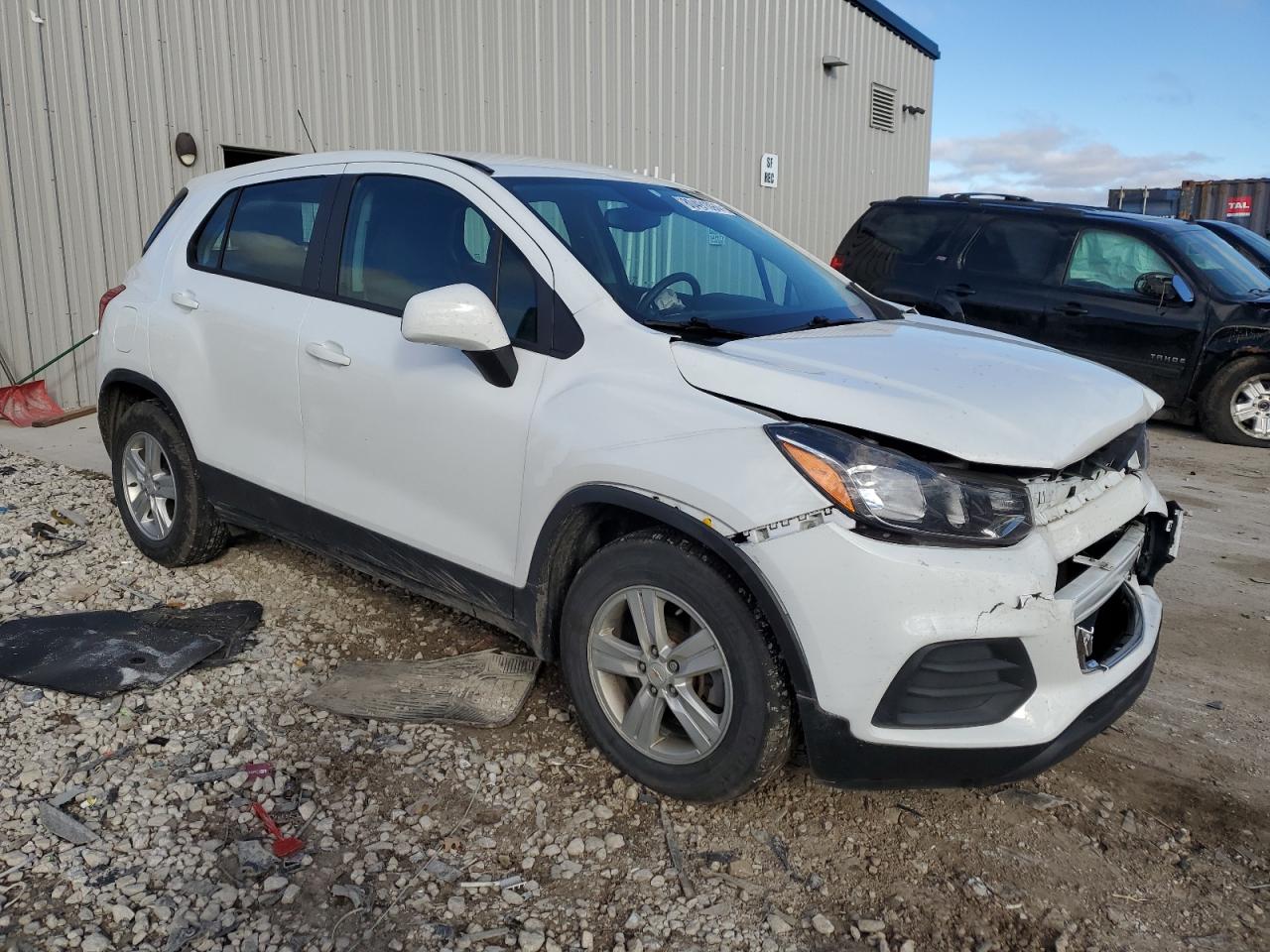 Lot #3042139637 2020 CHEVROLET TRAX LS