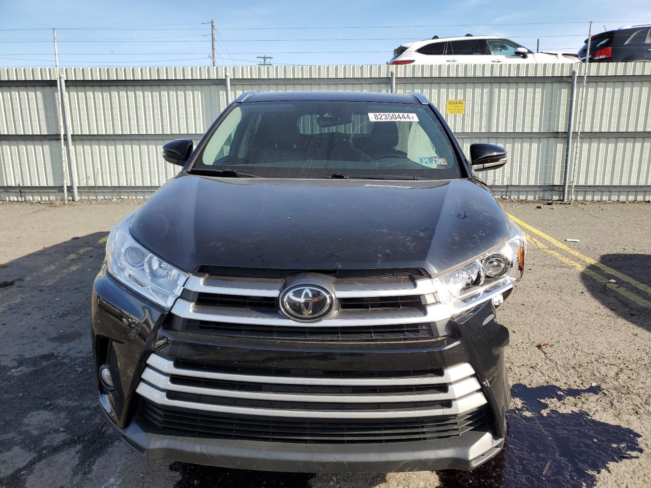 Lot #3033236898 2017 TOYOTA HIGHLANDER