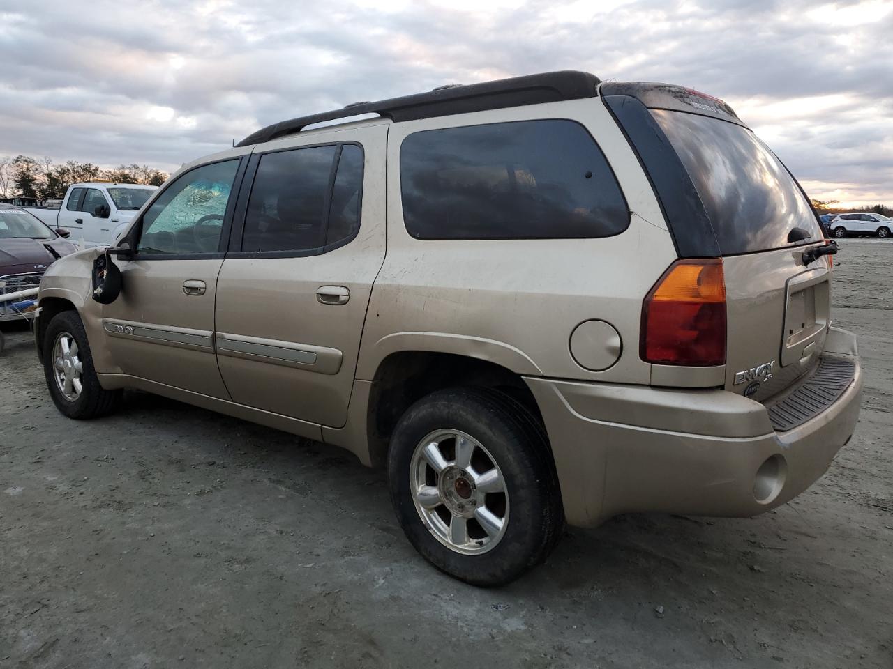 Lot #2993989310 2004 GMC ENVOY XL