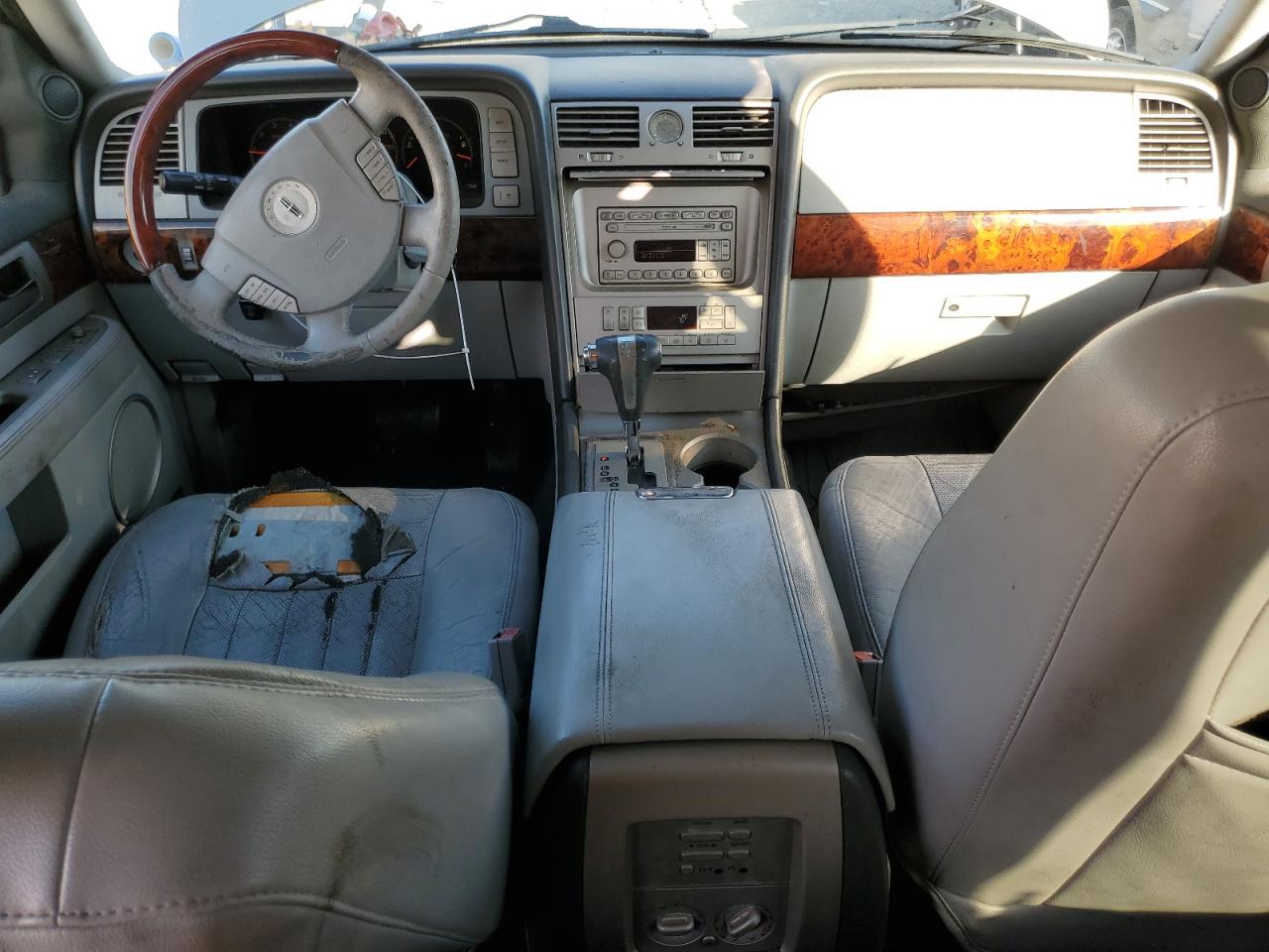 Lot #2955599751 2005 LINCOLN NAVIGATOR