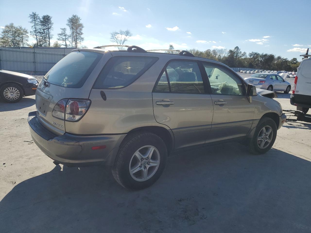 Lot #3009219339 2003 LEXUS RX 300