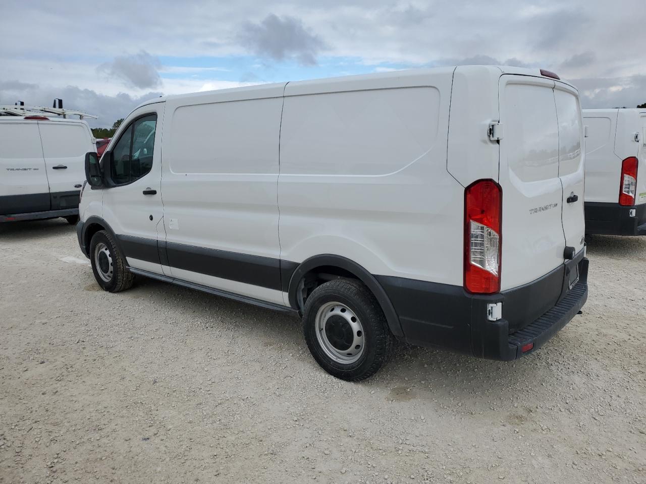 Lot #3301858981 2023 FORD TRANSIT T-