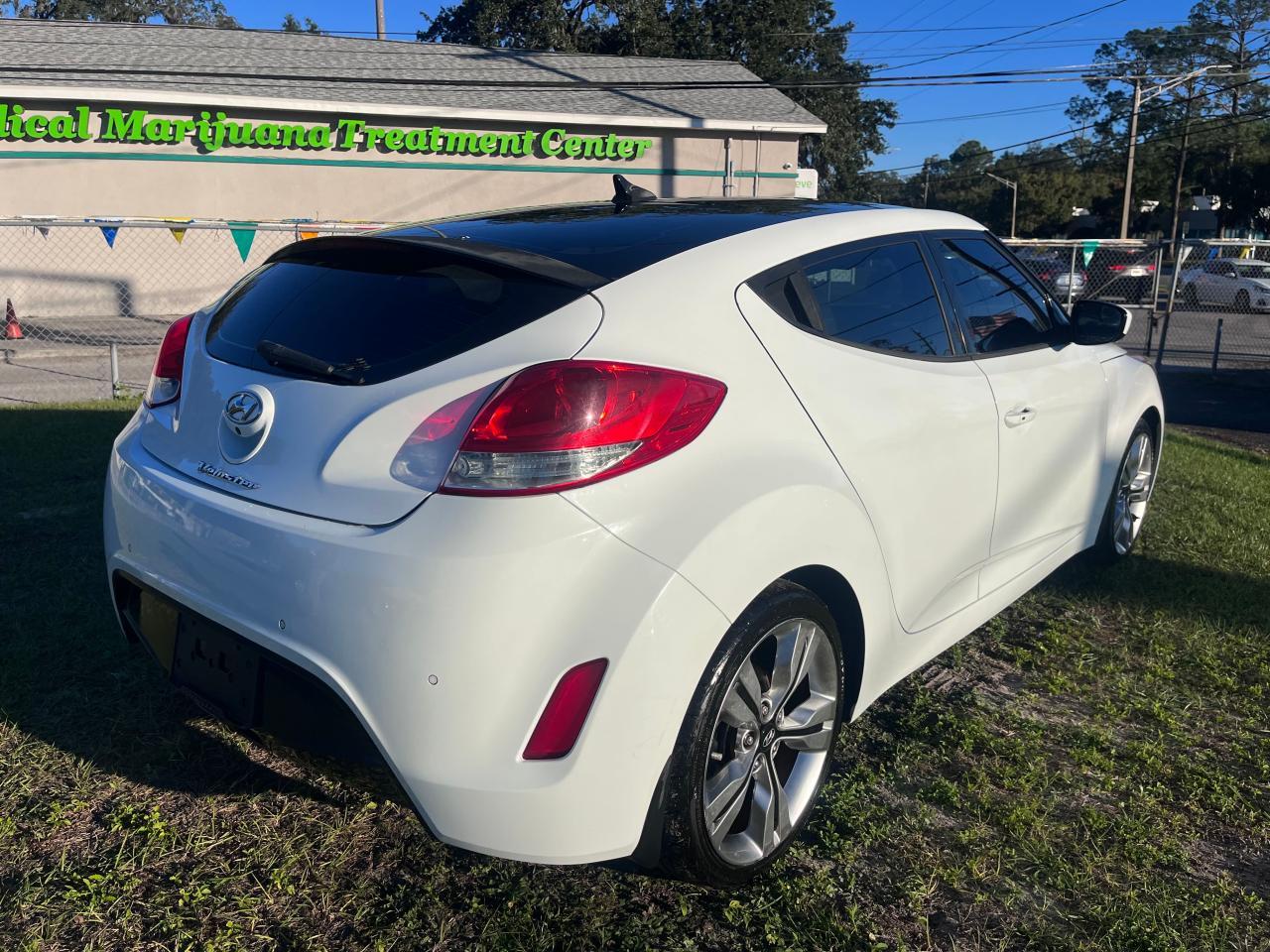 Lot #2995867514 2013 HYUNDAI VELOSTER