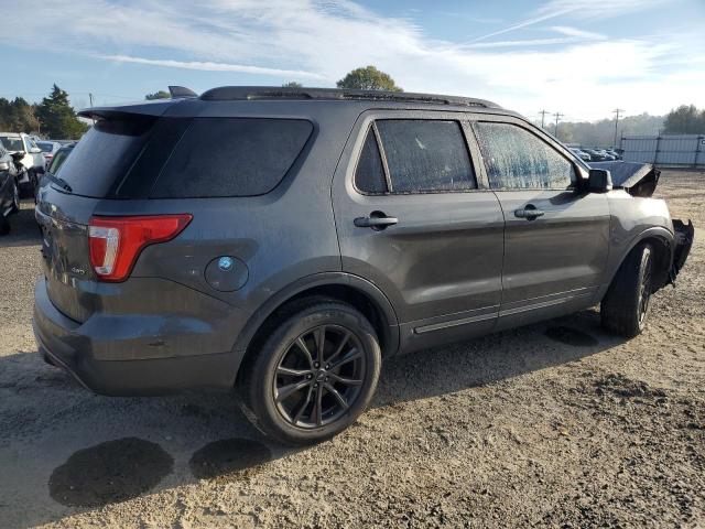 VIN 1FM5K8D8XHGE02332 2017 FORD EXPLORER no.3