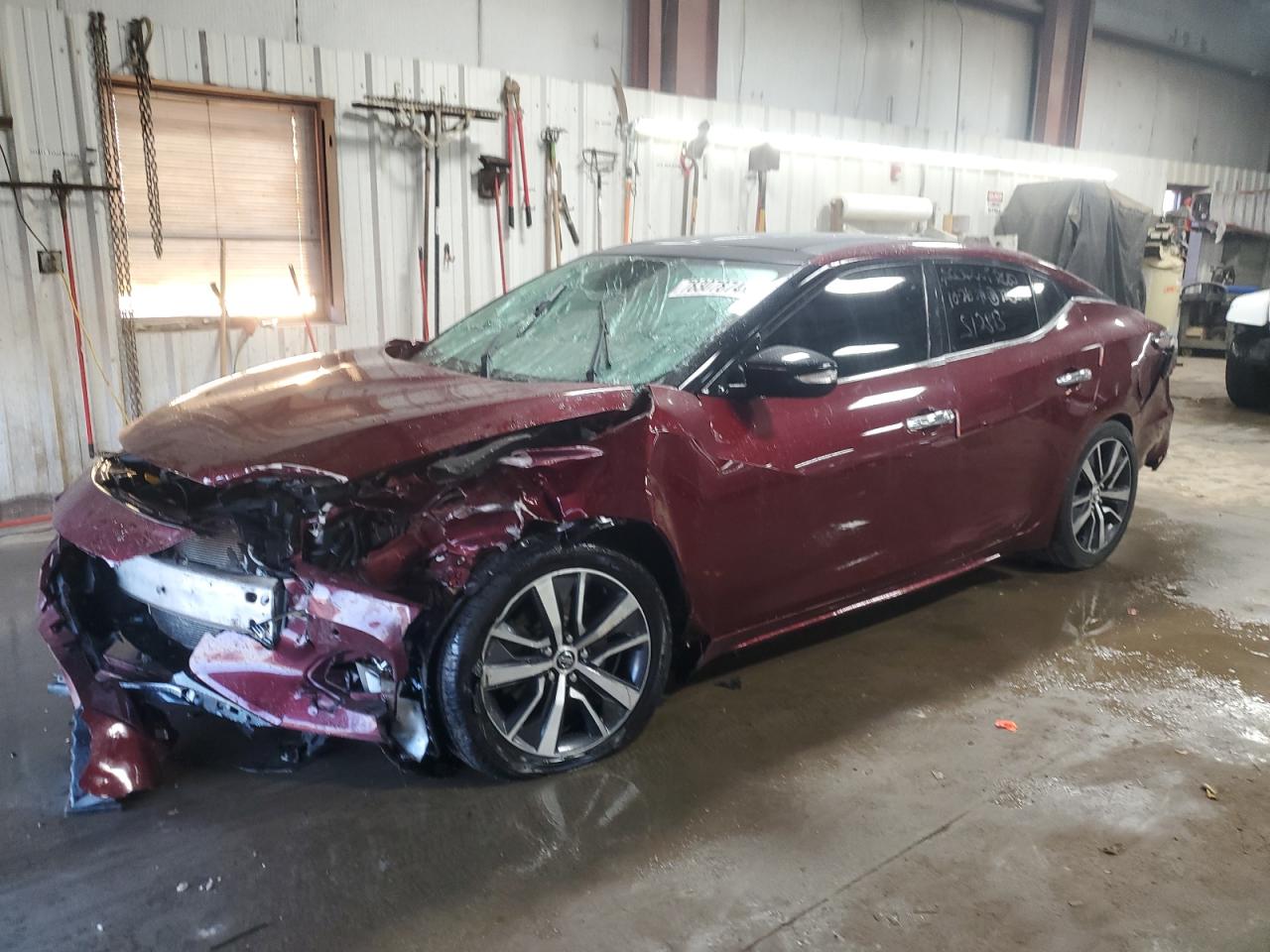  Salvage Nissan Maxima