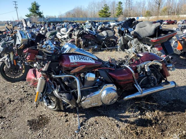 2011 HARLEY-DAVIDSON FLTRUSE - 1HD1TA816BB951064
