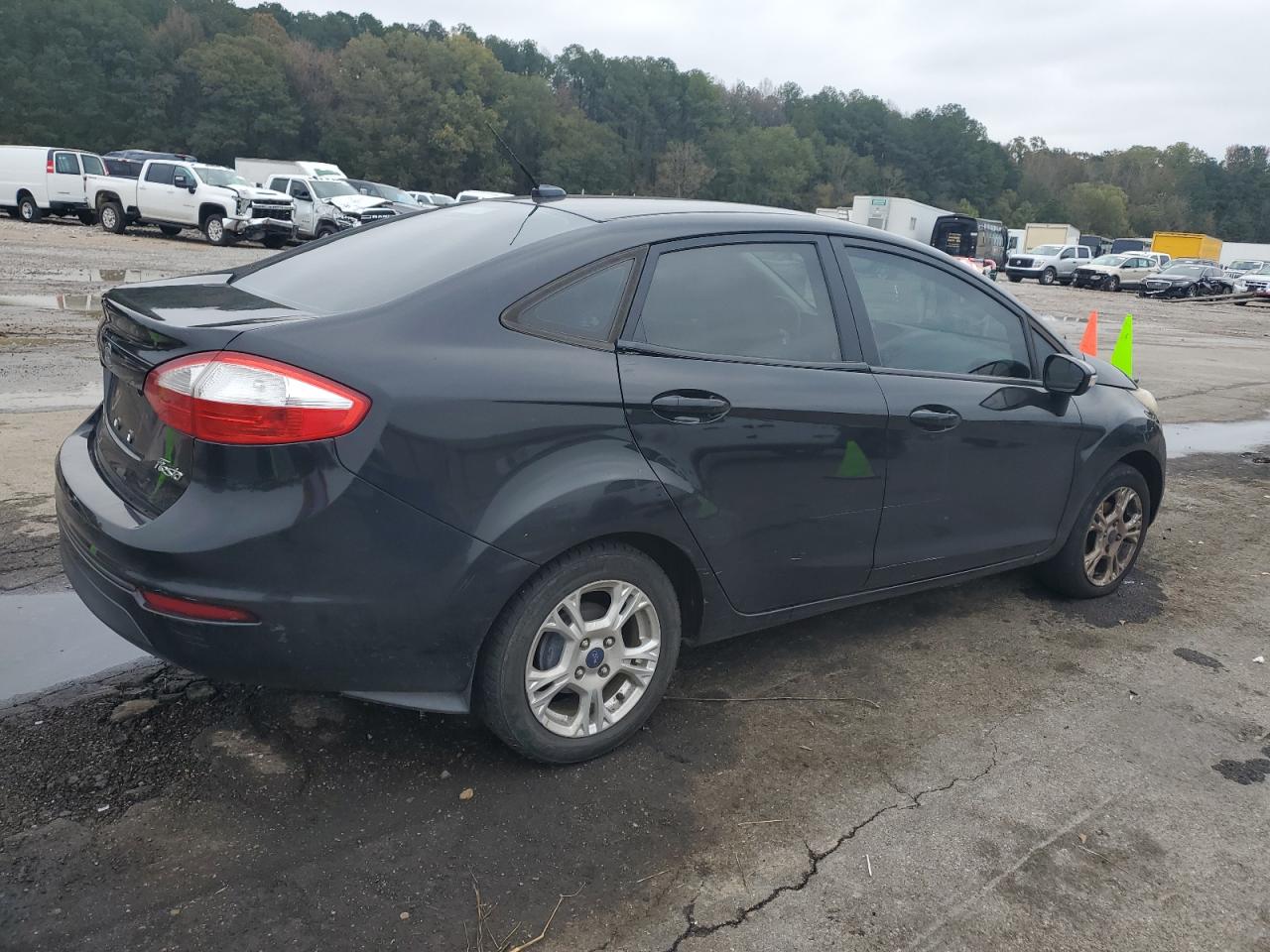 Lot #3009114461 2015 FORD FIESTA SE