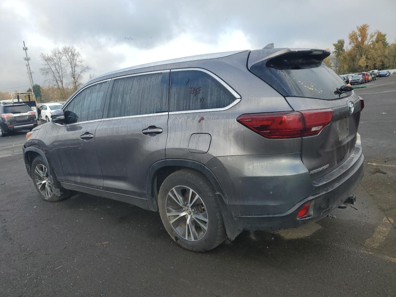 Lot #3025700300 2016 TOYOTA HIGHLANDER