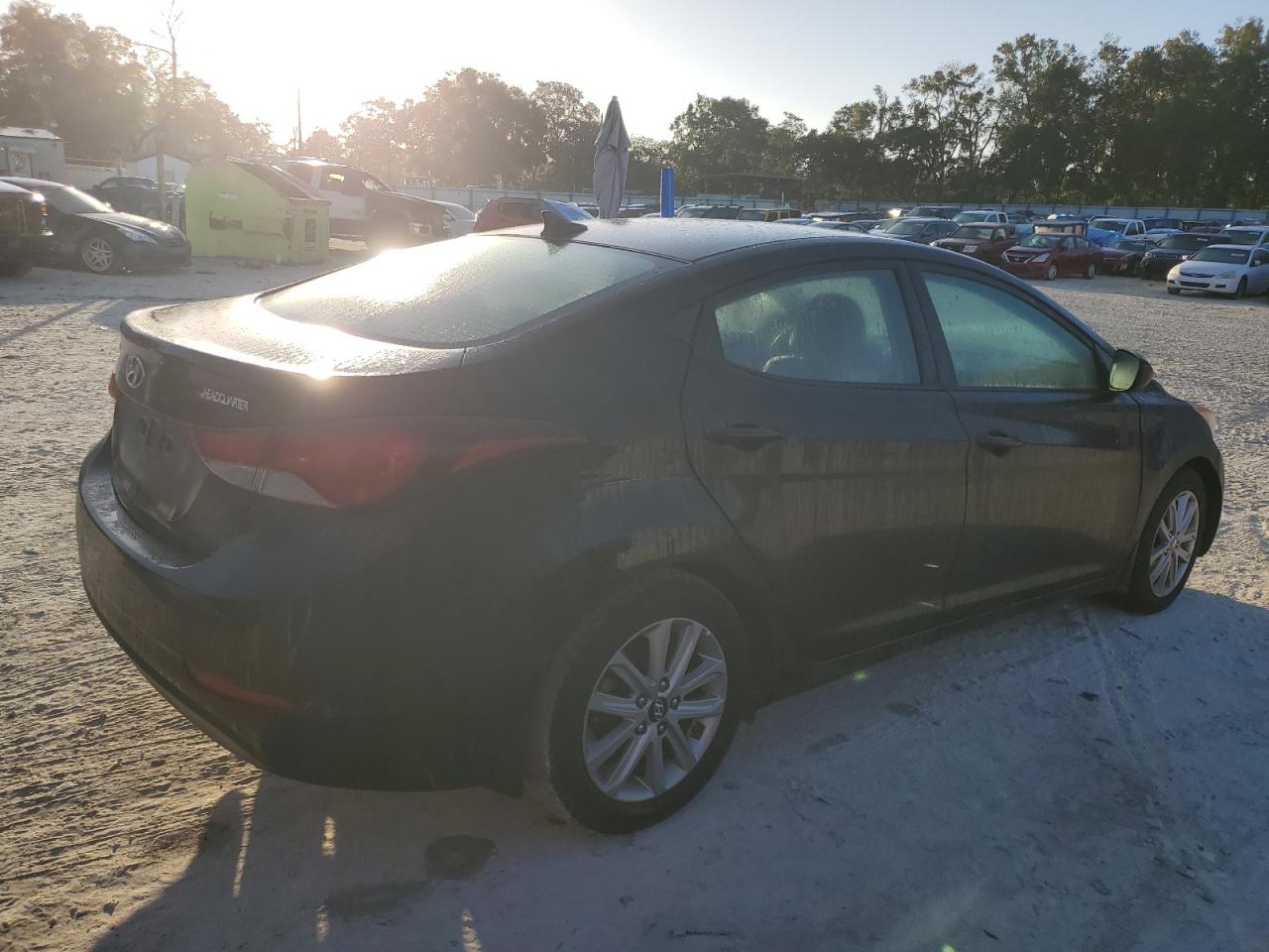 Lot #2954916157 2015 HYUNDAI ELANTRA SE