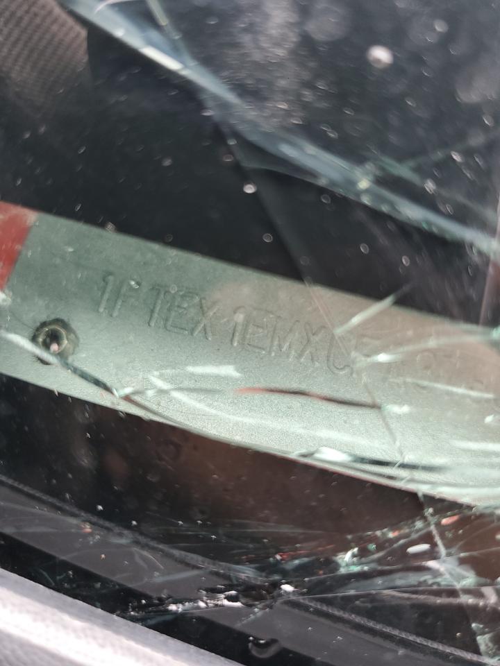 FORD F-150 SUPER CAB