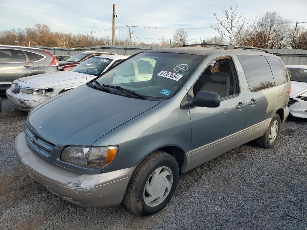 Lot #3034345076 1999 TOYOTA SIENNA LE