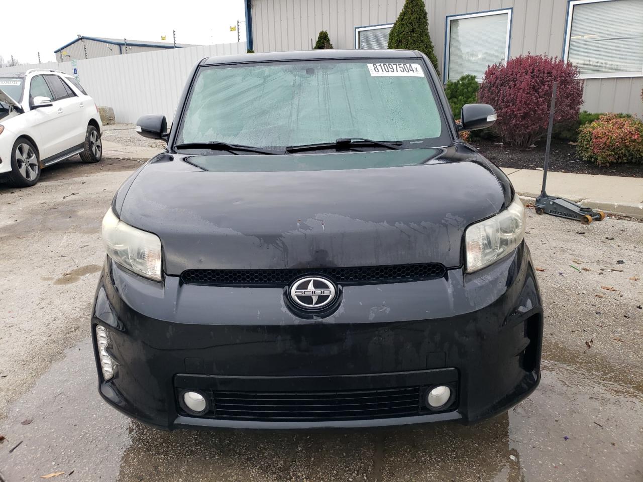 Lot #2991716985 2015 TOYOTA SCION XB