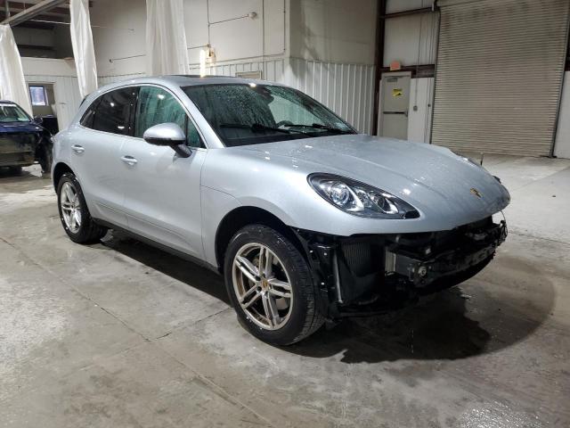 VIN WP1AB2A52FLB43347 2015 PORSCHE MACAN no.4