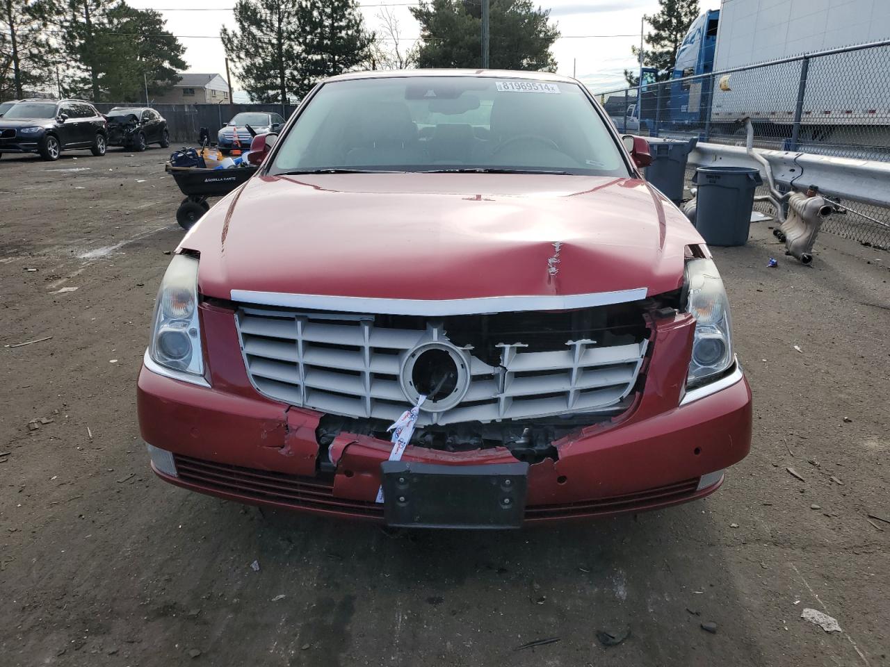 Lot #3023218156 2011 CADILLAC DTS PLATIN