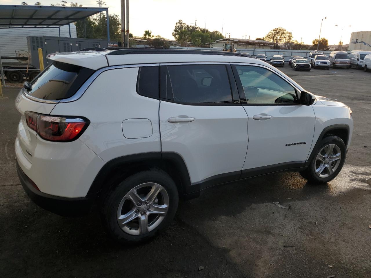 Lot #2991667036 2023 JEEP COMPASS LA